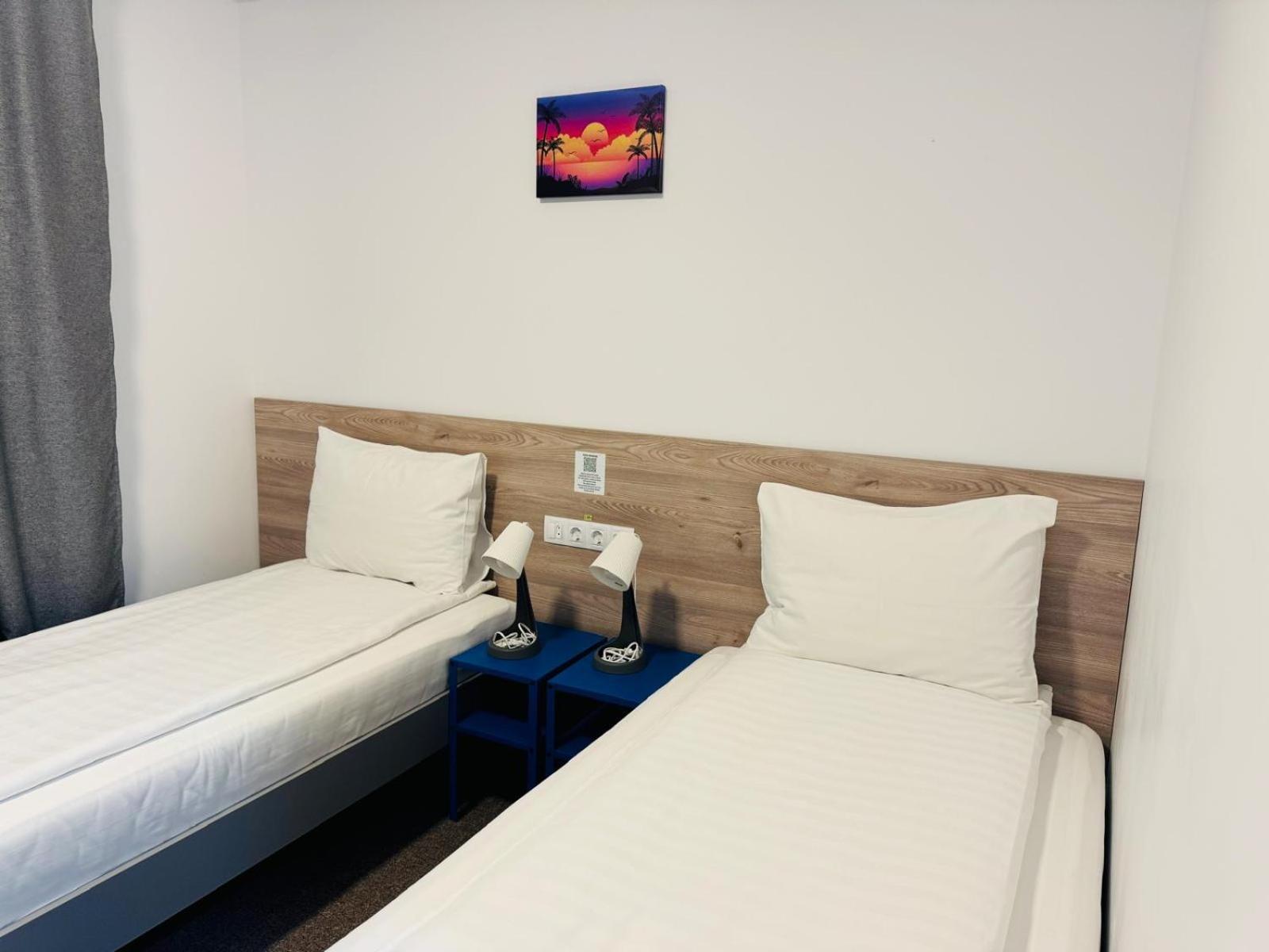 Stef Rooms Tirgu Frumos Buitenkant foto